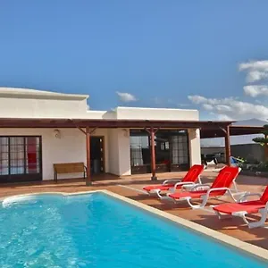 Celeste Playa Blanca (Lanzarote)